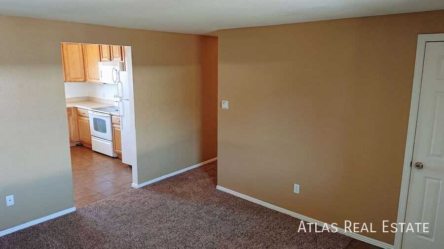 950 Bishop Ct #A - Photo 4 of 14