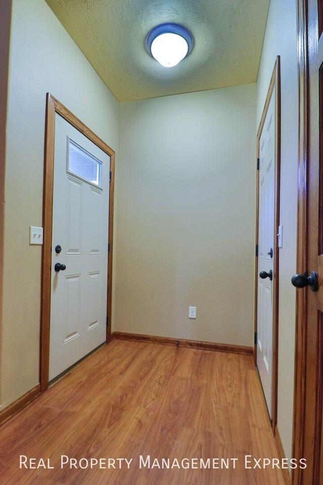 4319 W Shipton St - Photo 2 of 24