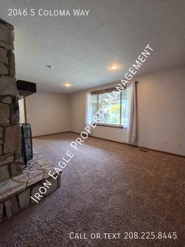 2046 S Coloma Way - Photo 7 of 26