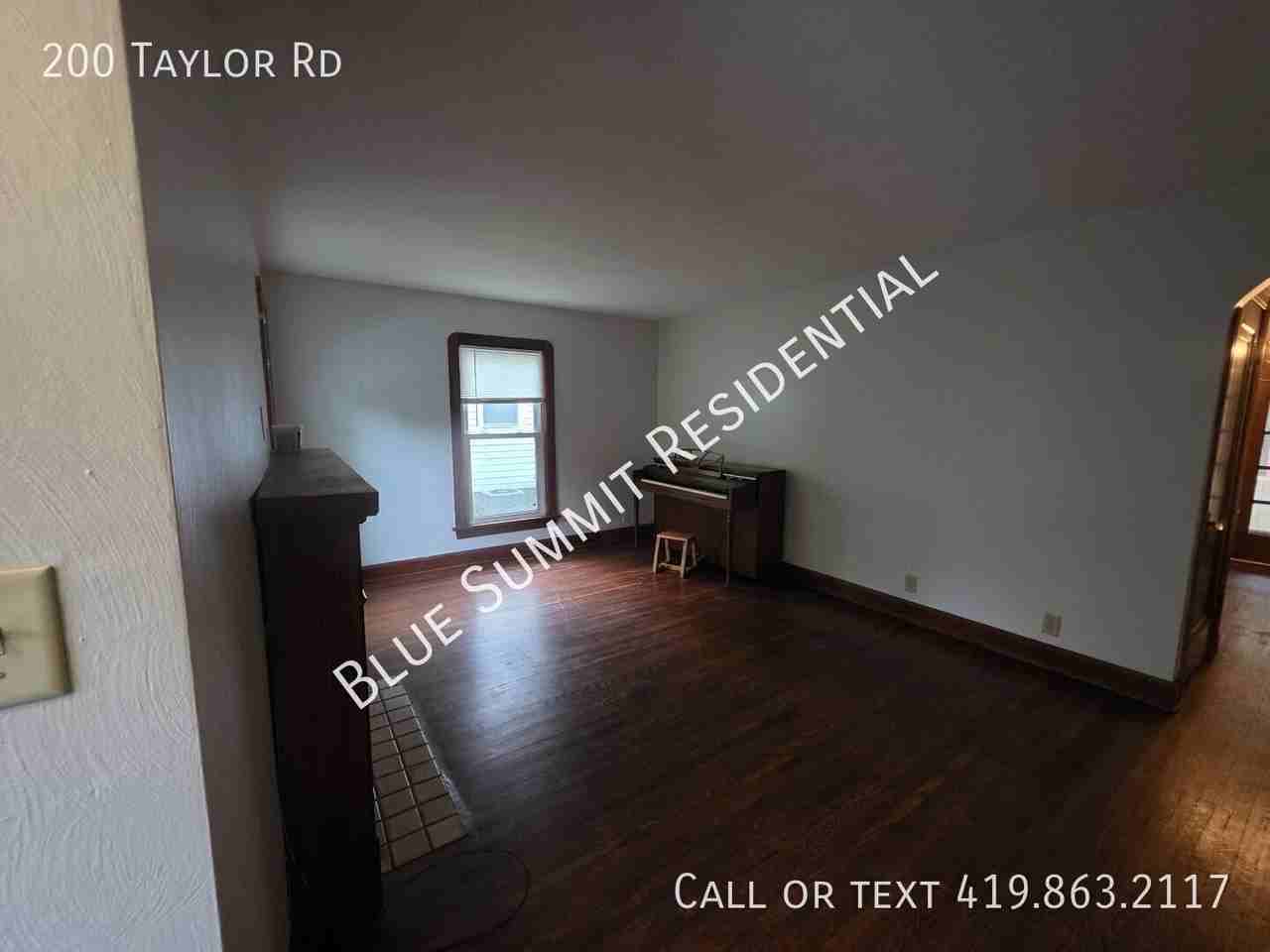 200 Taylor Rd - Photo 5 of 23