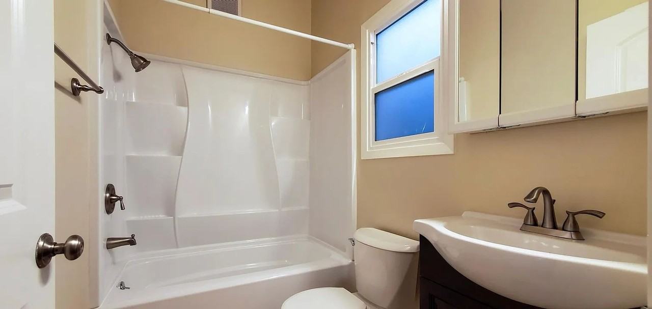 1222 Irwin St #2 - Photo 7 of 13
