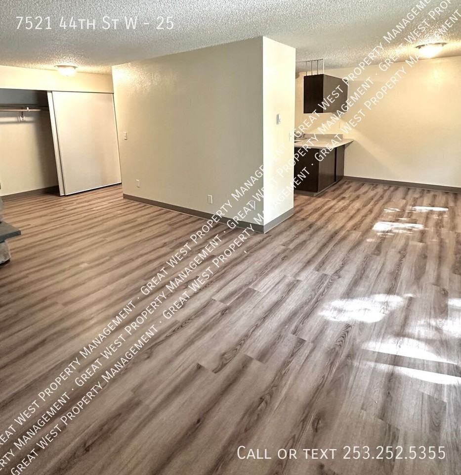 7521 44th St W #25 - Photo 6 of 17