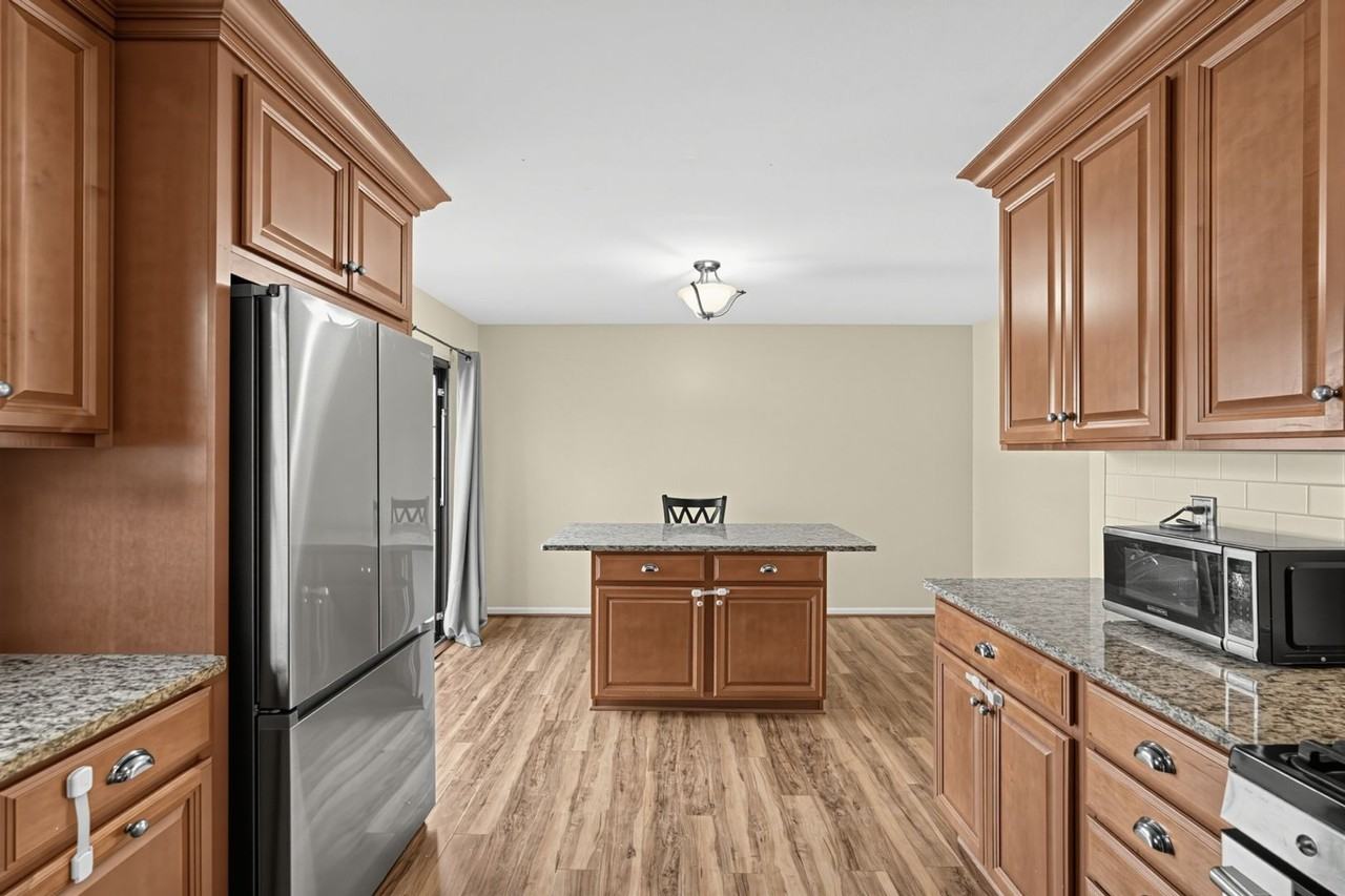 804 Keely Pl - Photo 2 of 21