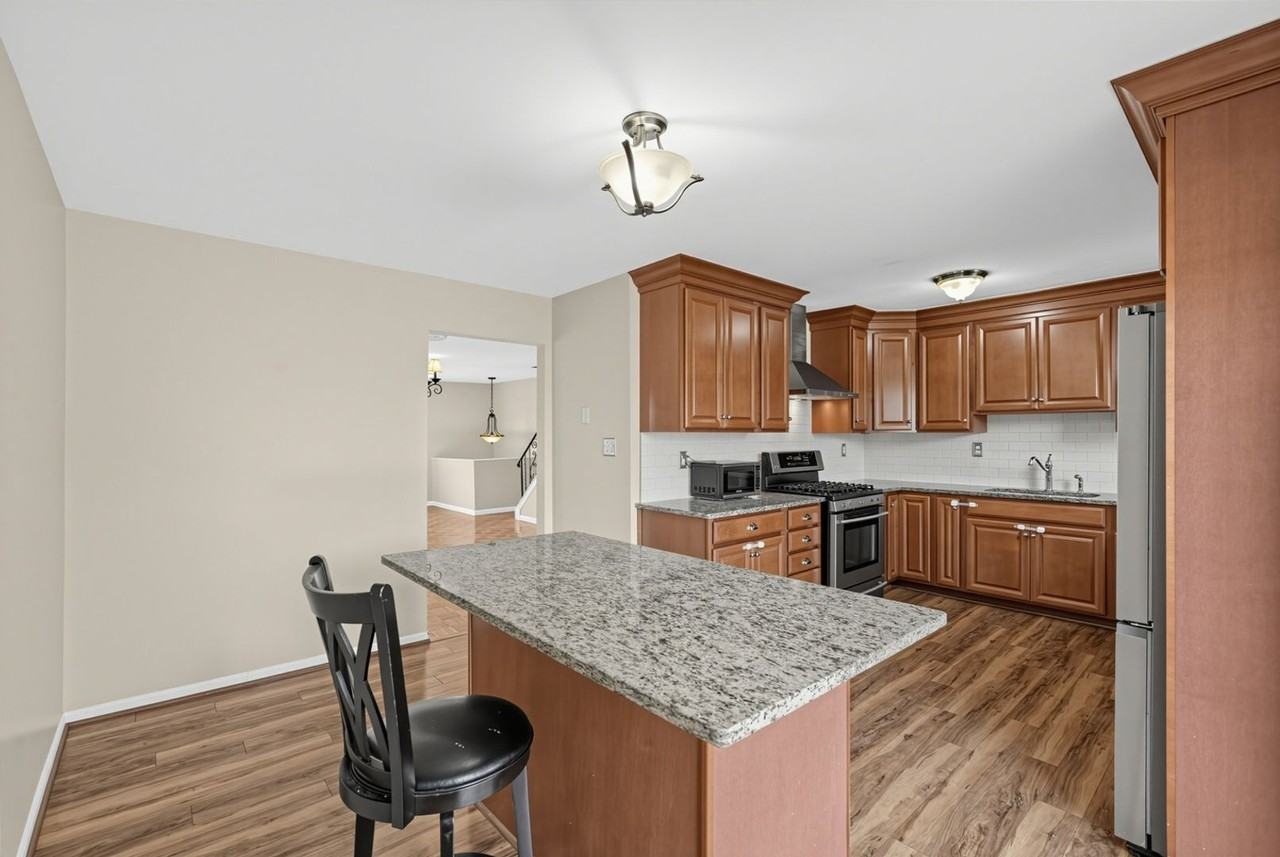 804 Keely Pl - Photo 5 of 21
