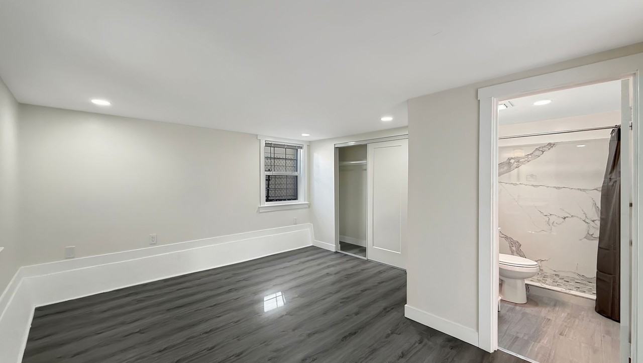 1623 Harmon St #B - Photo 7 of 21