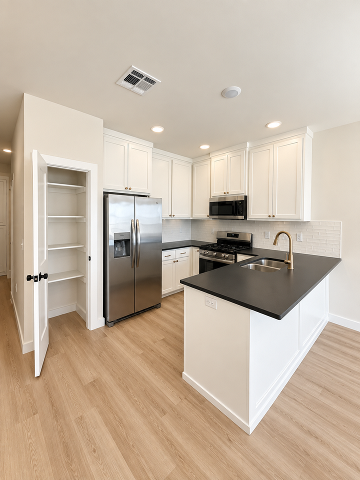 602 W 2nd St #110 - Photo 3 of 14