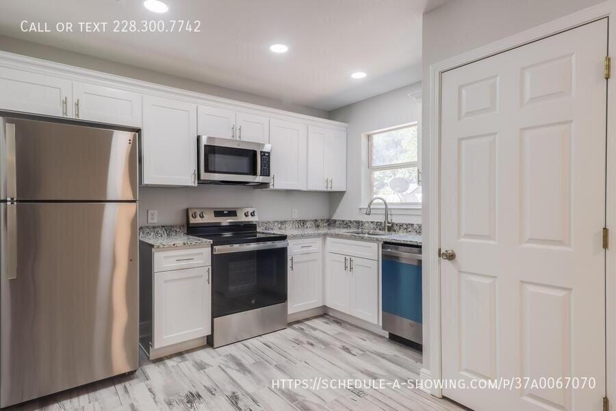 233 Milray Ln #1 - Photo 4 of 18