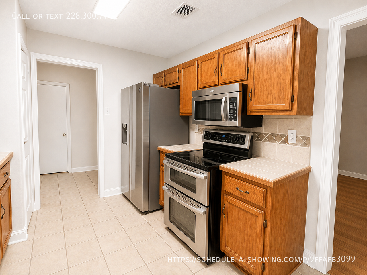 9004 Warbler Ave - Photo 3 of 8