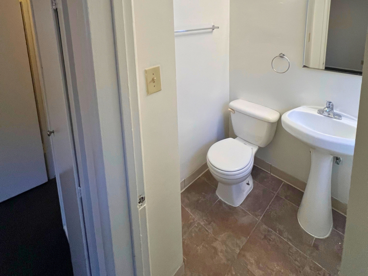 1426-1438 W. Summit St. Long Beach, CA 90810 - Photo 5 of 7
