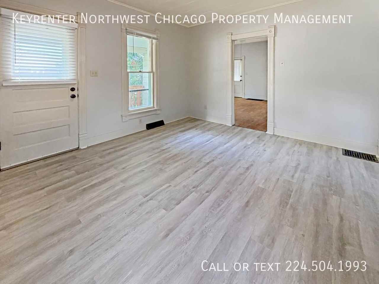 754 S Liberty St - Photo 5 of 25