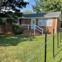 featured image of 2835 Shrum St