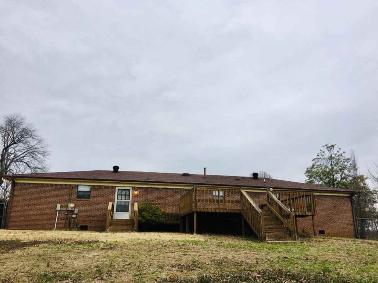 210 Waynick Rd - Photo 3 of 5