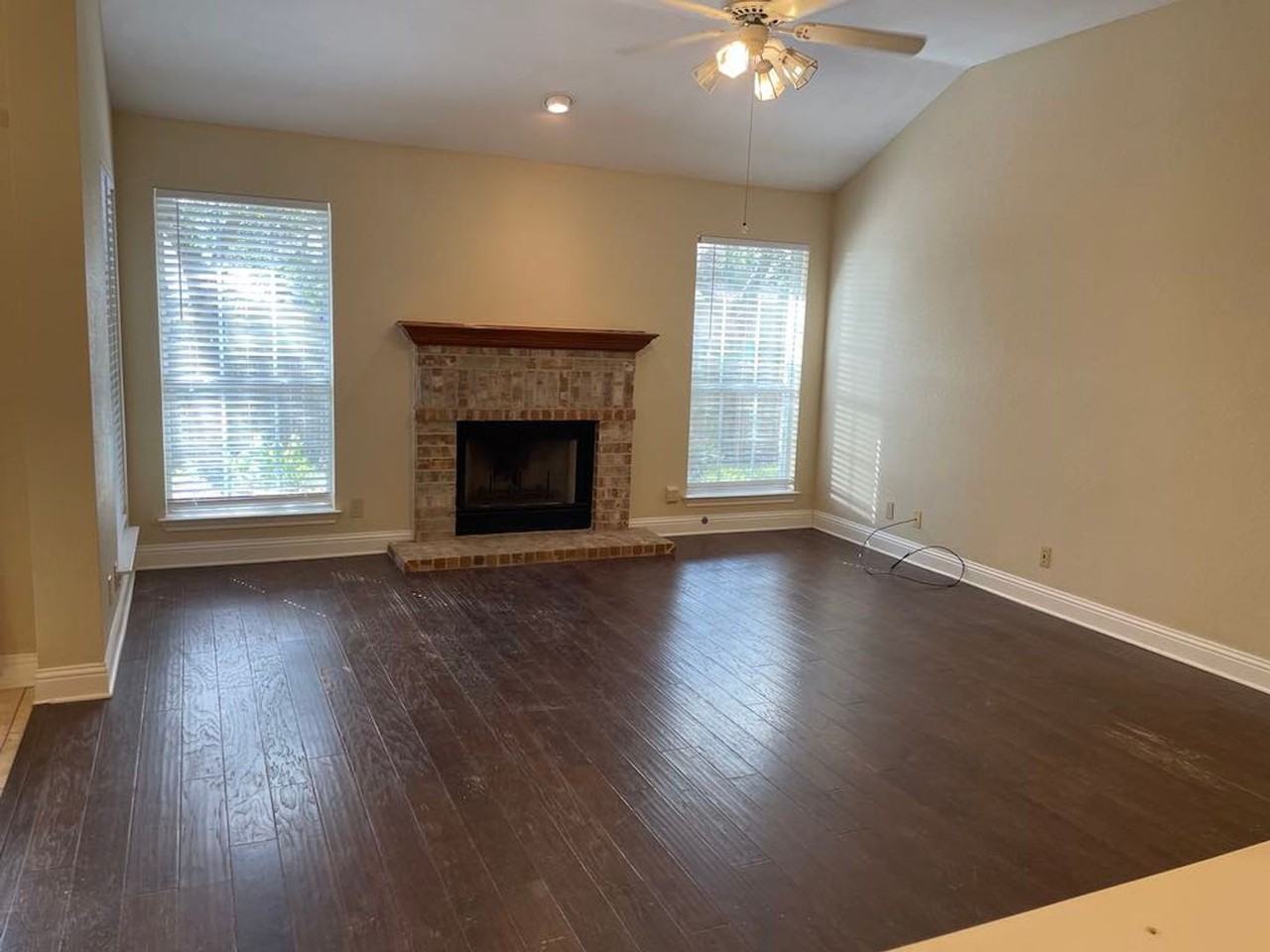 1313 Nightingale Dr - Photo 2 of 26