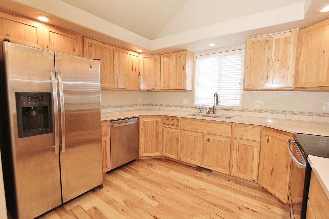 1803 W Mulhuland Ct - Photo 4 of 26