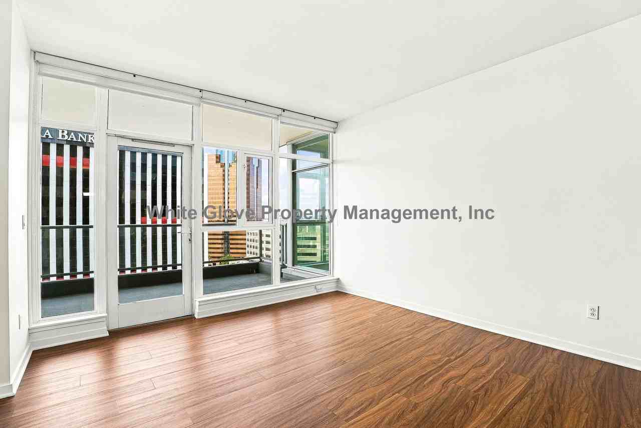 400 W Ocean Blvd - Photo 5 of 25