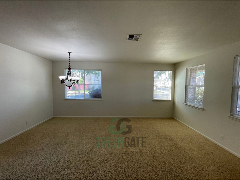 104 Walker Ranch Pkwy - Photo 7 of 50