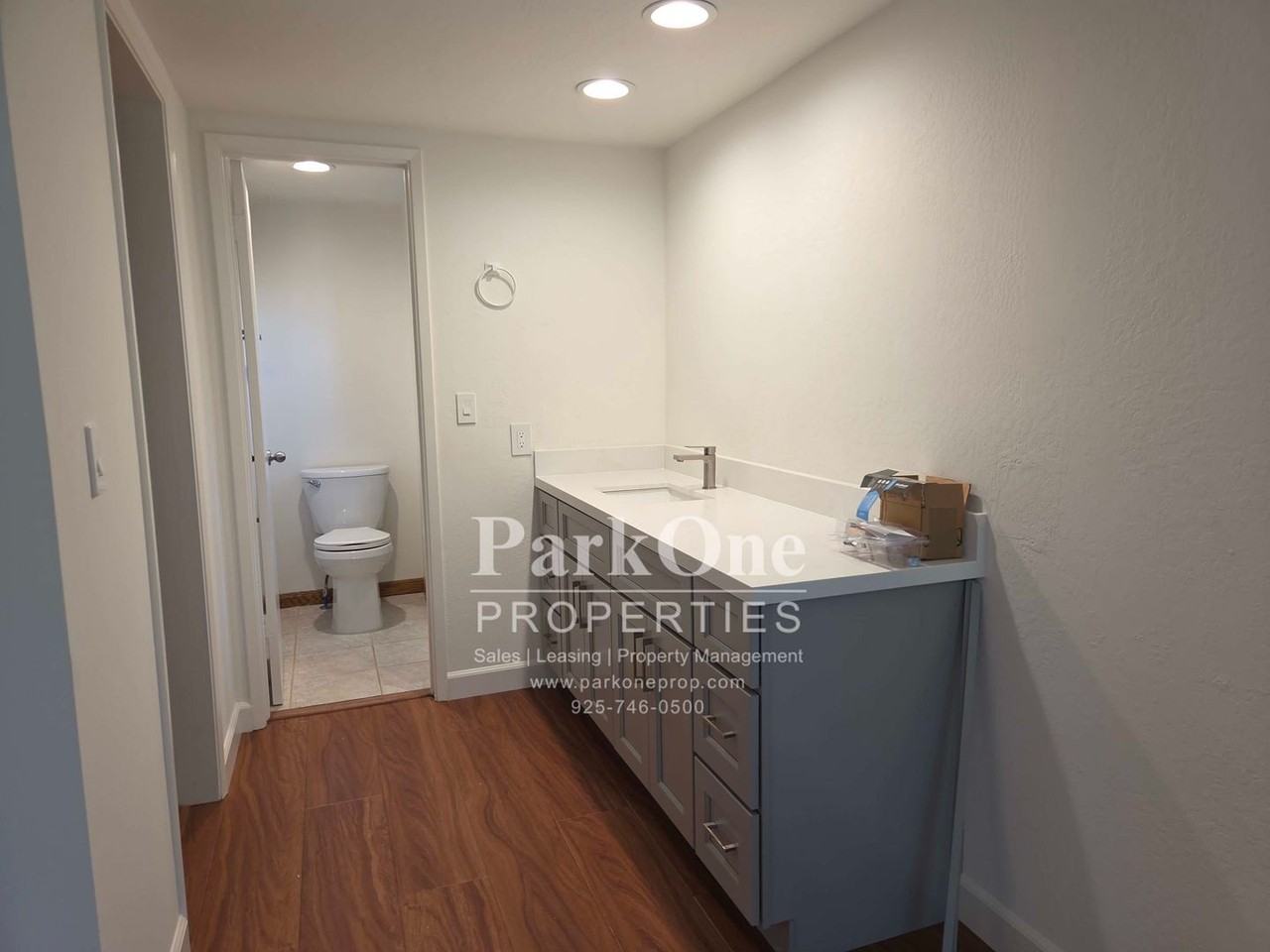 1501 Fieldcrest Dr - Photo 6 of 22
