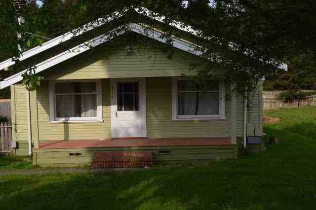 2716 Hubbard Ln - Photo 3 of 34