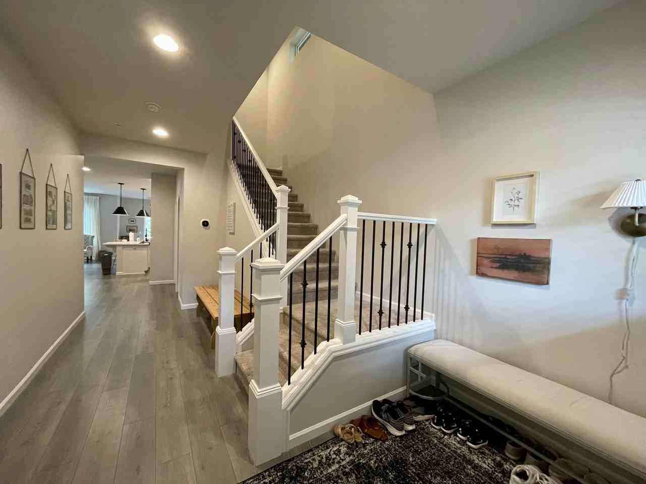 9756 Sw 171st Ave - Photo 3 of 48