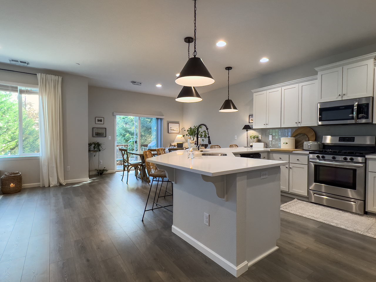 9756 Sw 171st Ave - Photo 7 of 48