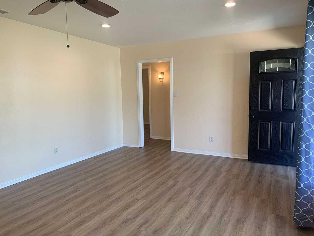 489 El Monte Rd - Photo 4 of 20