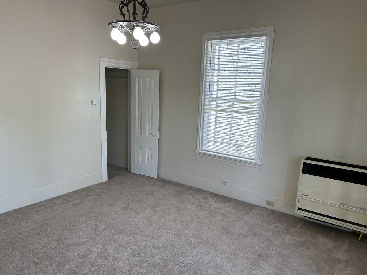 925A Virginia St - Photo 4 of 18