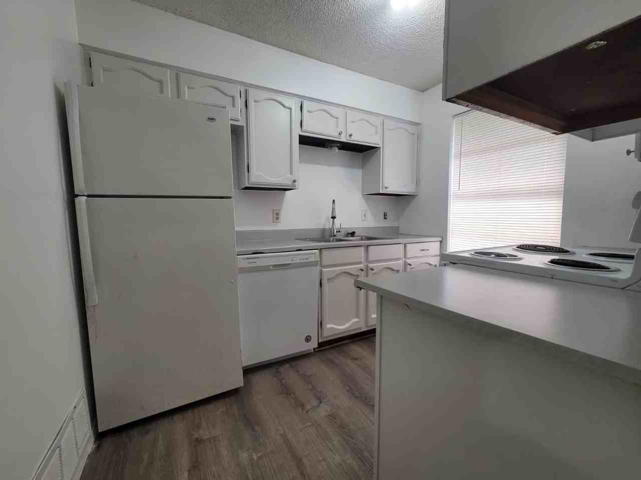 8018 County Road 564 - Photo 2 of 6