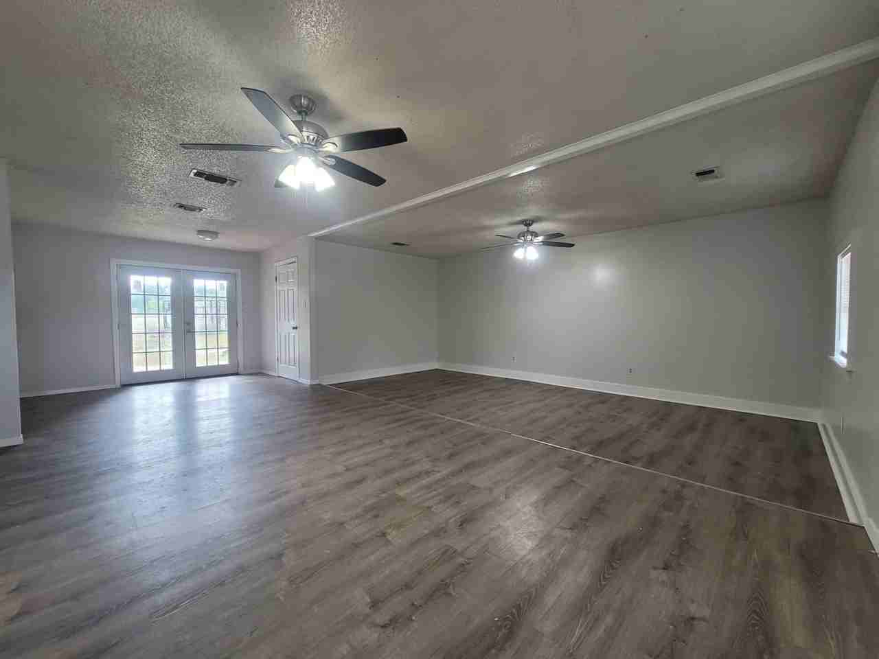 8018 County Road 564 - Photo 3 of 6