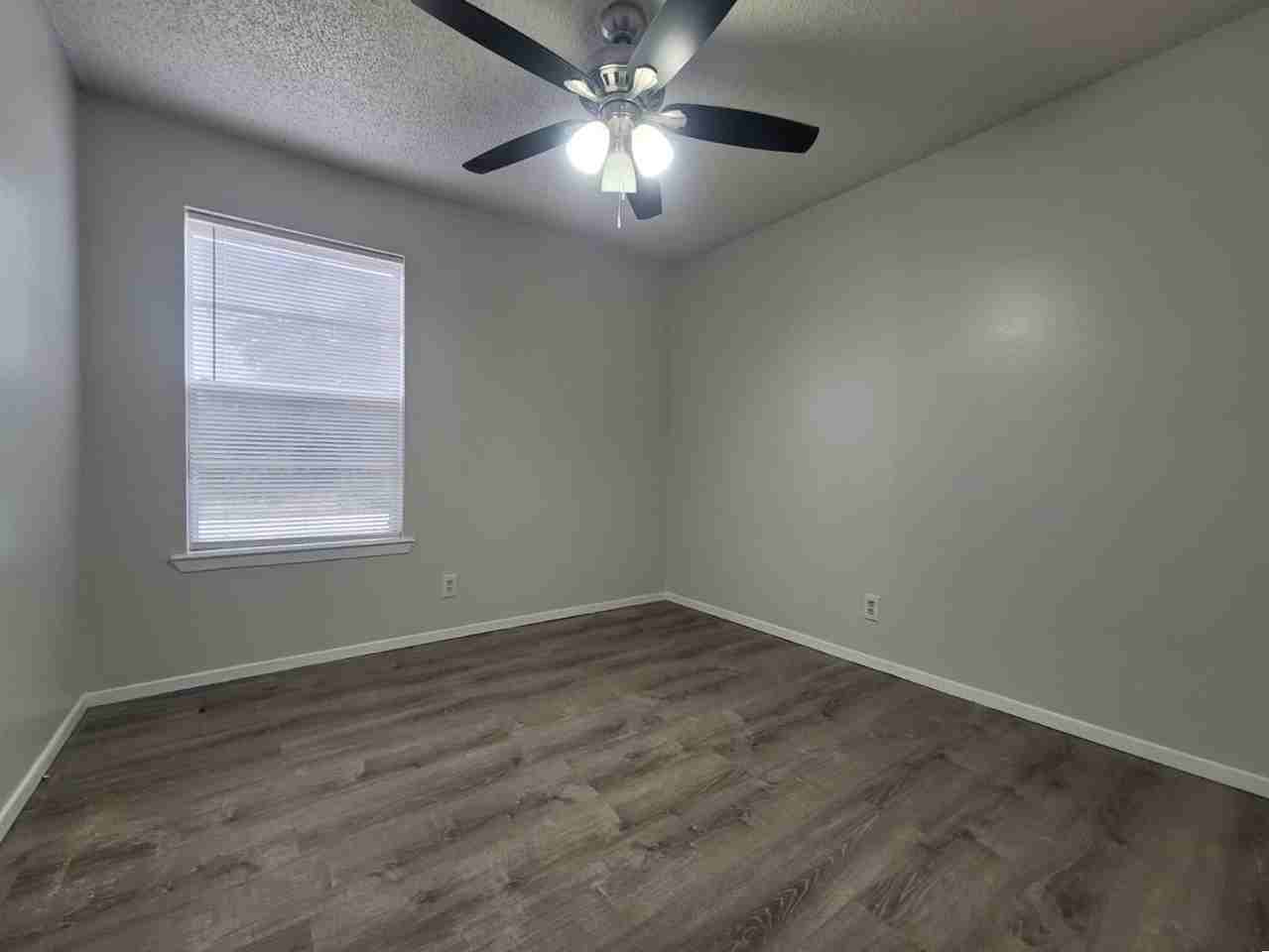 8018 County Road 564 - Photo 4 of 6