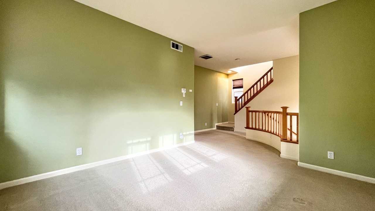 1693 Salamoni Ct - Photo 6 of 33