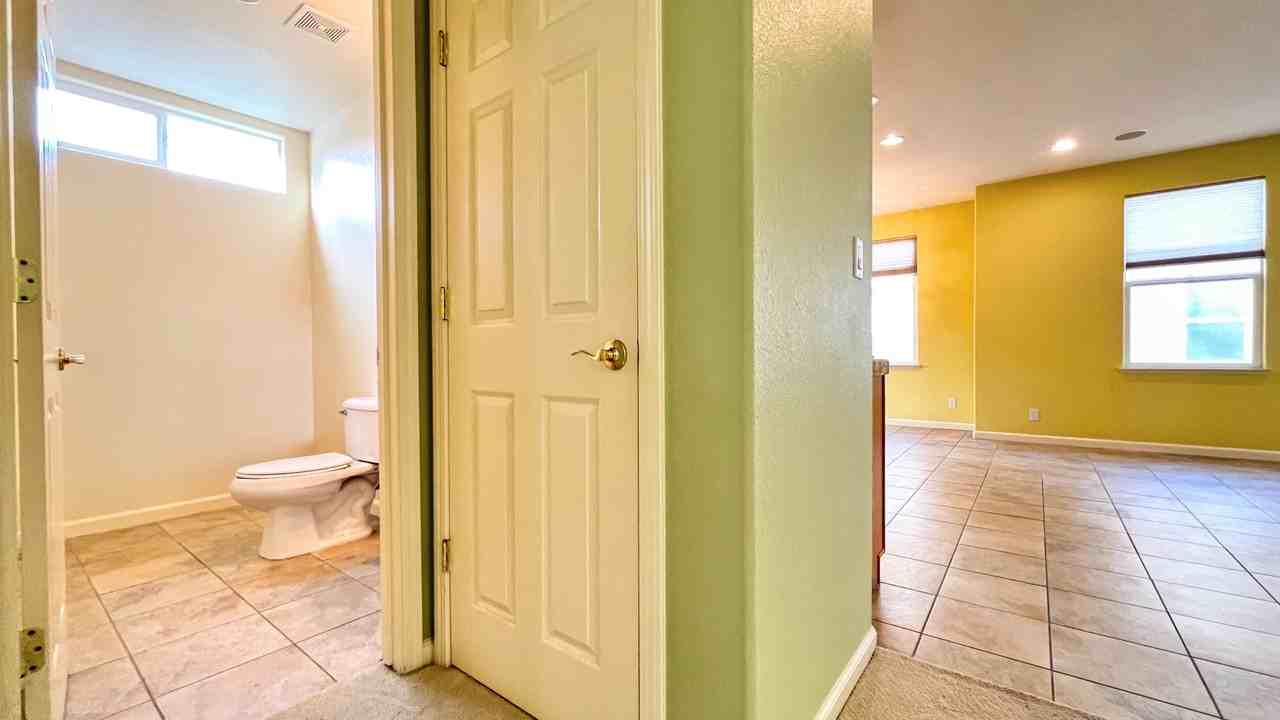 1693 Salamoni Ct - Photo 7 of 33