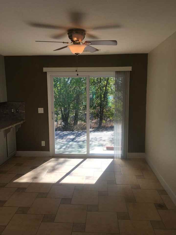 2325 Candlewood Dr - Photo 6 of 17