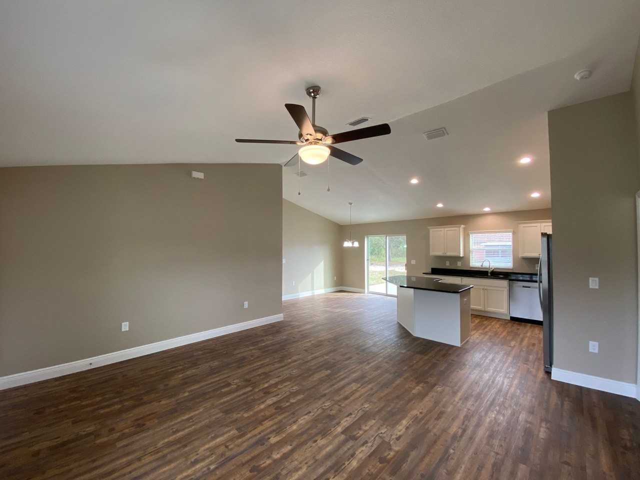 4764 Sw 139th Ln - Photo 5 of 32