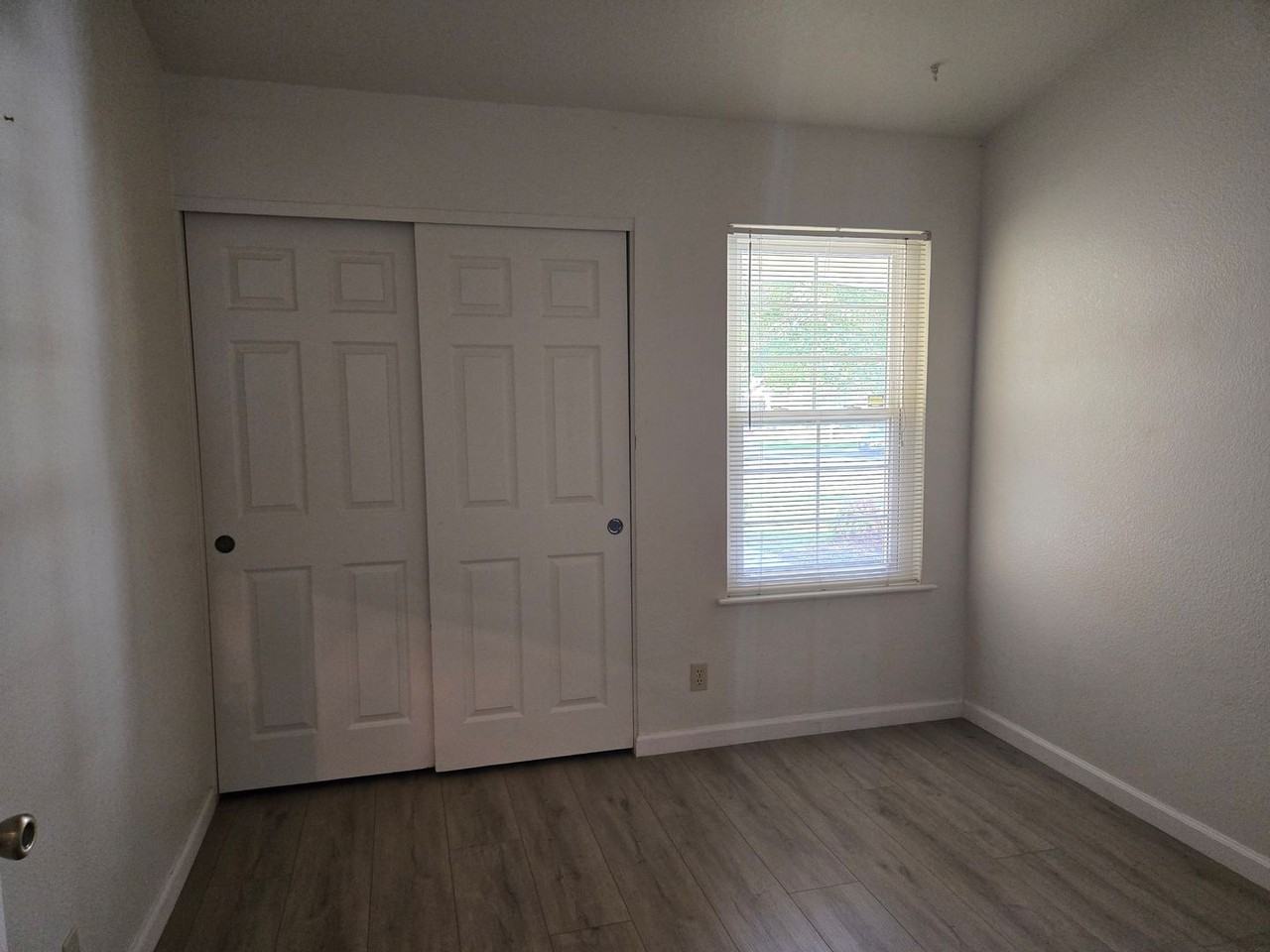 369 Leffler Pl - Photo 5 of 12