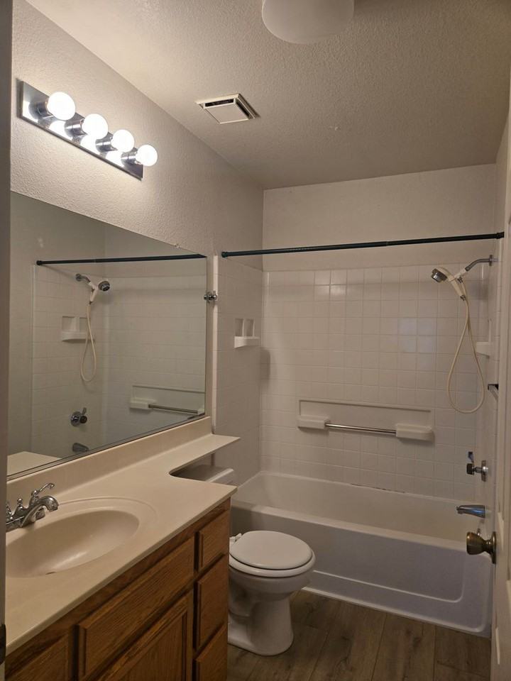 369 Leffler Pl - Photo 6 of 12