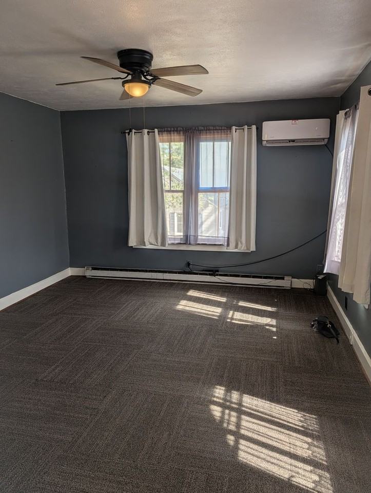 505 W 1st St - Photo 2 of 12