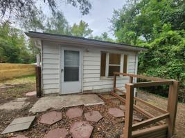 featured image of 1106 Rixon St