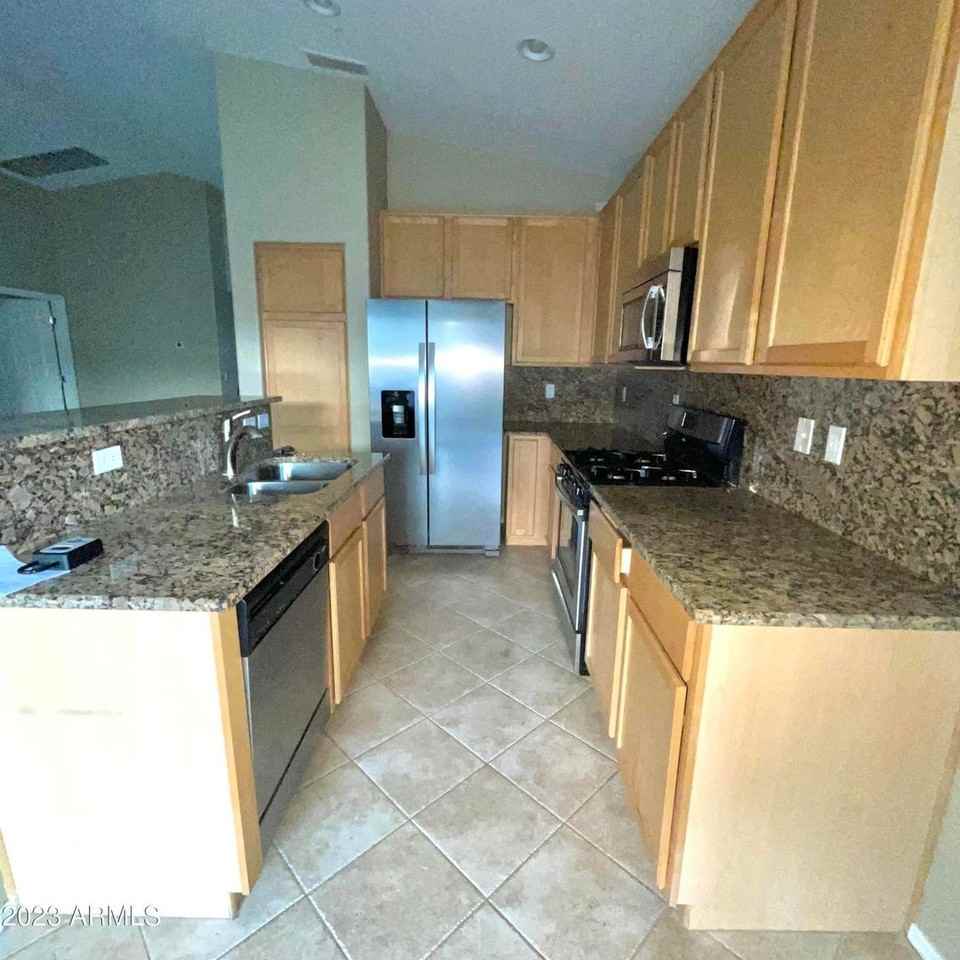 29652 N 120th Ln - Photo 5 of 13