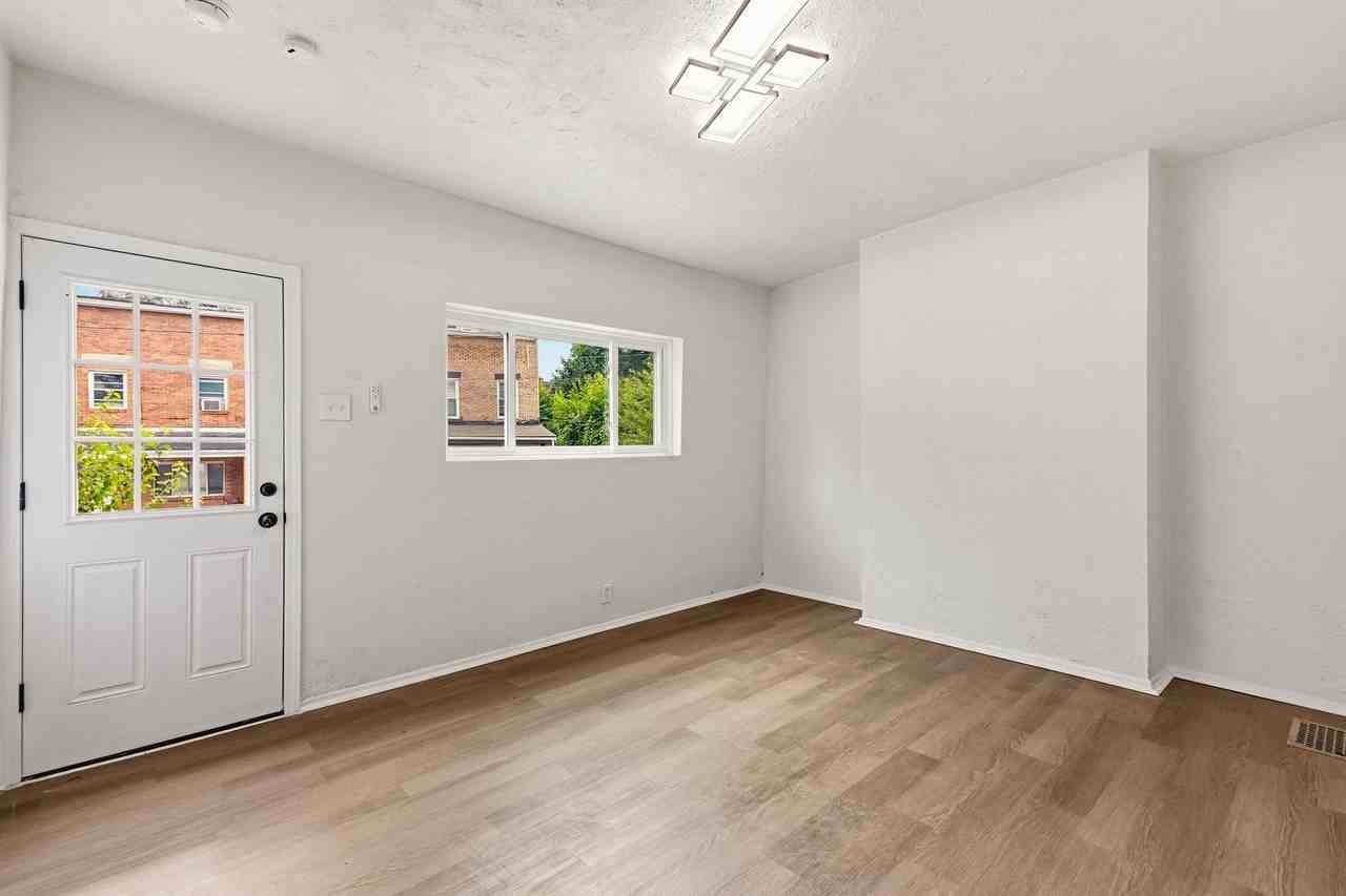 6213 6213 - 6215 Huntress Street - Photo 3 of 22