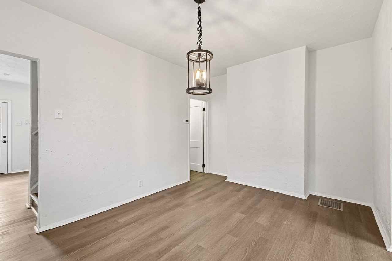 6213 6213 - 6215 Huntress Street - Photo 5 of 22