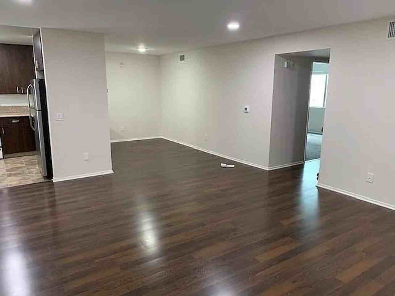 1345 Beverly Glen Blvd - Photo 5 of 23