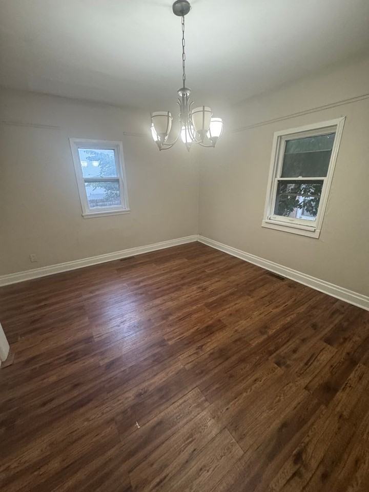 1901 Milligan Ave - Photo 3 of 10