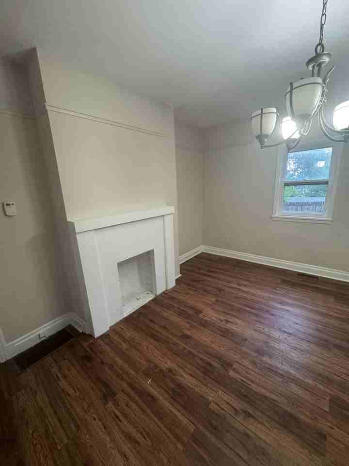 1901 Milligan Ave - Photo 4 of 10