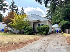 featured image of 11600 Se Hawthorne St