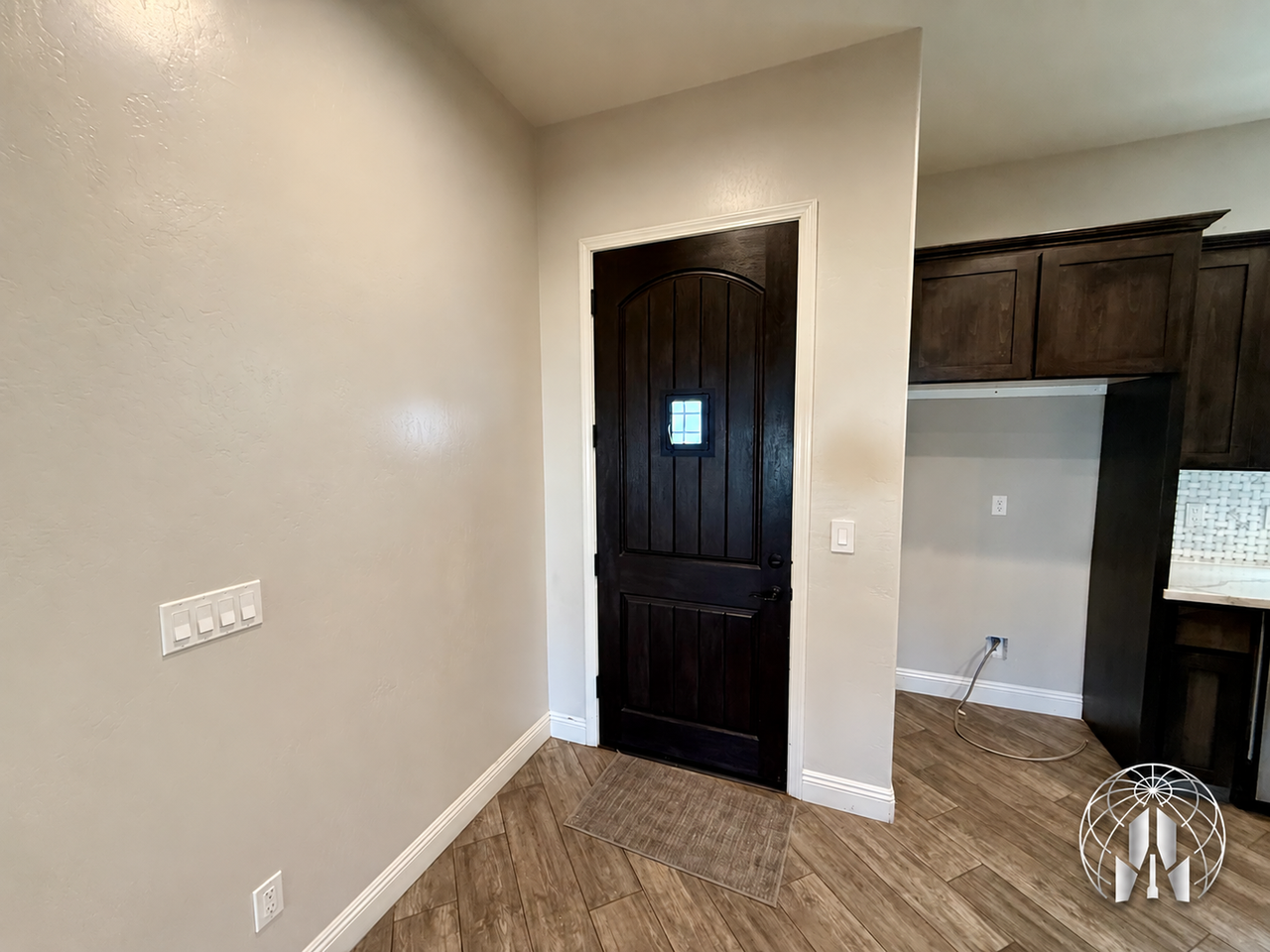 5121 Anaconda Ave - Photo 2 of 23