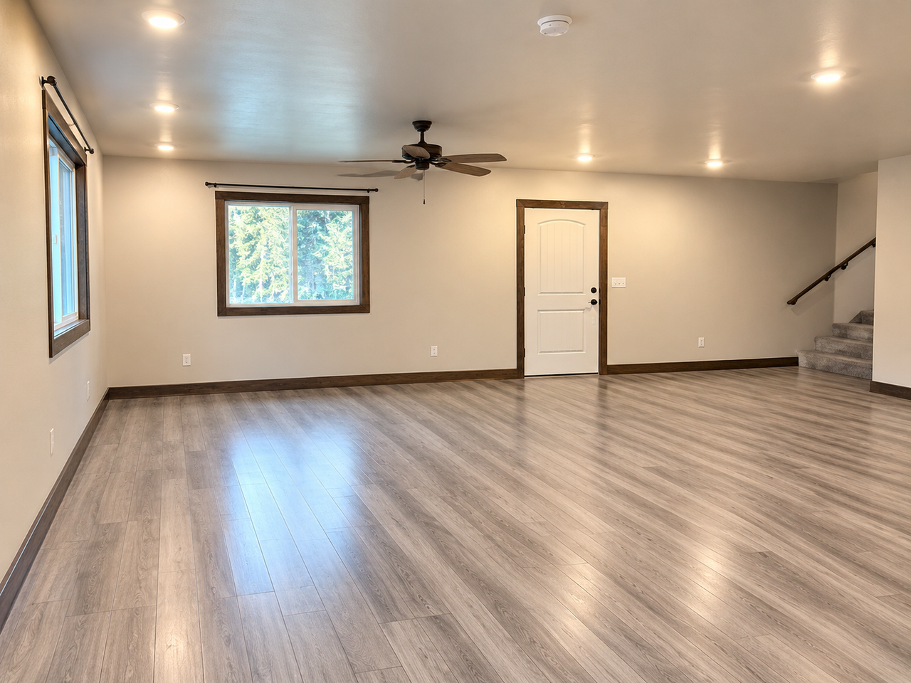 2498 Schutzen St - Photo 6 of 25