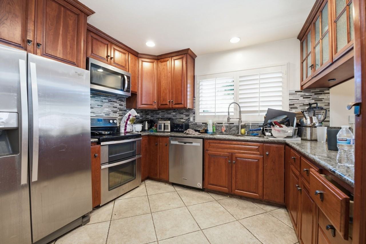 4854 Campanile Dr - Photo 6 of 24
