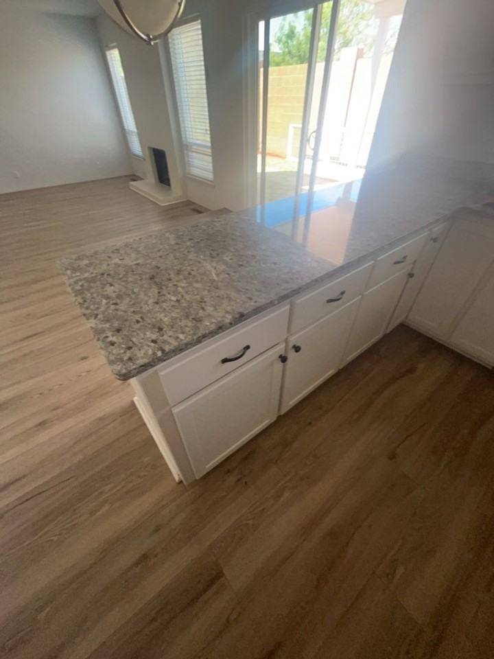 5352 Thomas Pl Ne - Photo 3 of 23