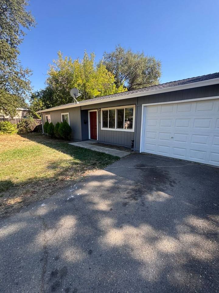 2023 Heller Ln - Photo 2 of 16