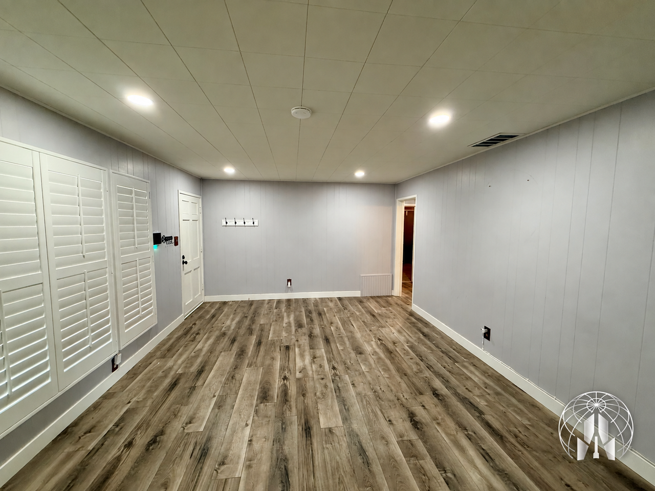 621 Skyline Ave - Photo 3 of 21